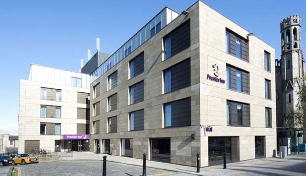 Premier Inn Edinburgh Cc York Place/St James Quarter